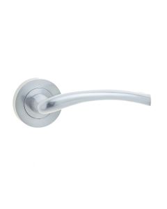 Frelan Opal SC lever on rose