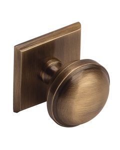 Antique Bronze 32mm Albury Knob | 112.84.031
