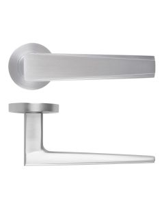 Satin Chrome Veloce Lever on Round Rose | RM150SC