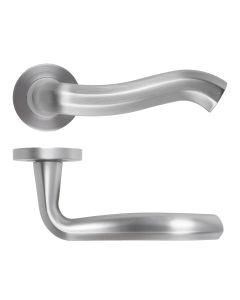 Satin Chrome Rococo Lever on Round Rose | RM190SC