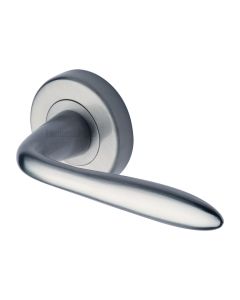 Satin Chrome Sutton Door Handle on Round Rose