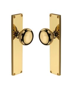 Heritage Brass Polished Brass Victoria Door Knob on Plate - Latch Set